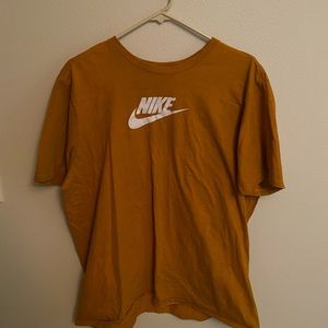 Burnt orange Nike top